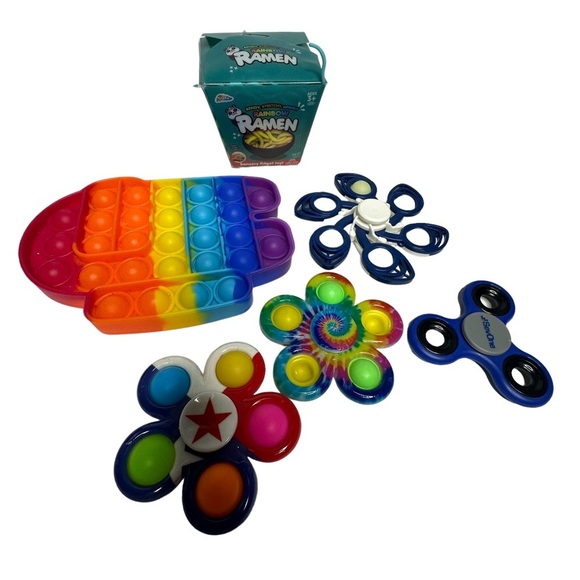 Other - Lot of 6 fidget toys